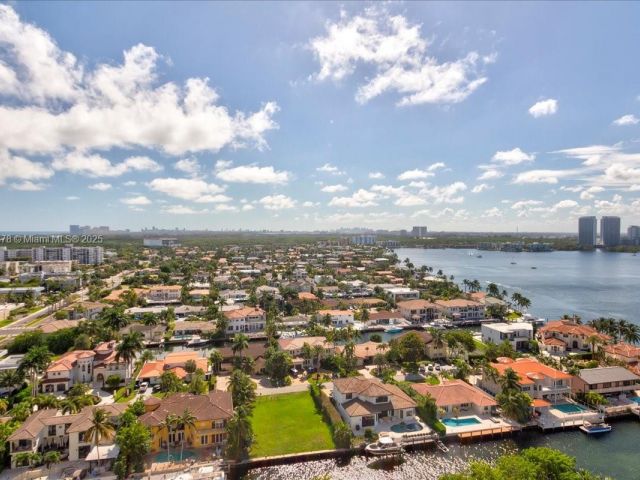 Apartment for sale  Unit #2003 - photo 6435317