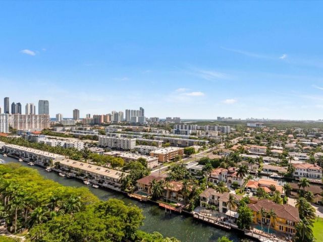 Apartment for sale  Unit #2003 - photo 6435318