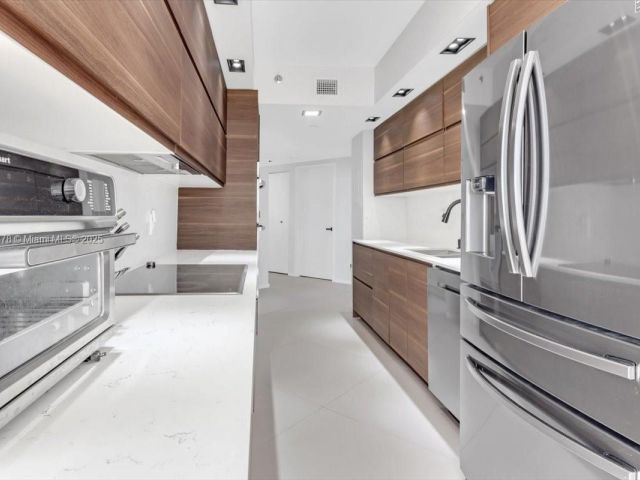 Apartment for sale  Unit #2003 - photo 6435319