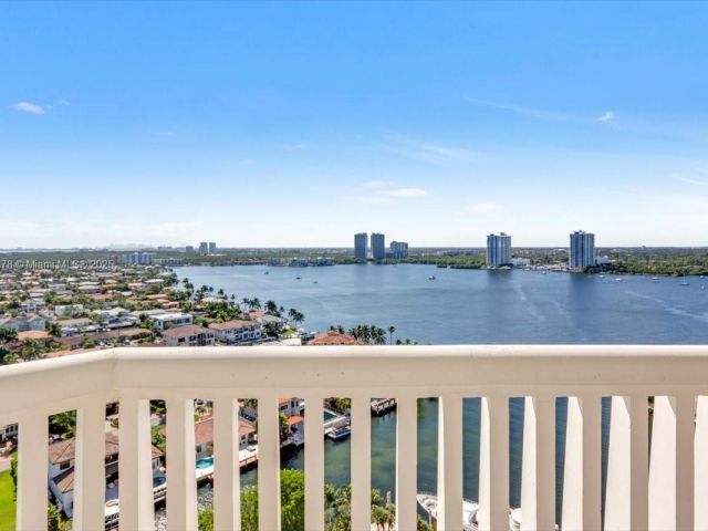 Apartment for sale  Unit #2003 - photo 6435329