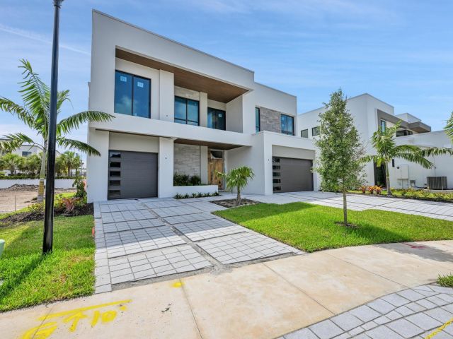 Home for sale at 16686 Mosaic Place - photo 6013819