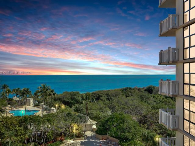 Apartment for sale  Unit #D706 - photo 5675153