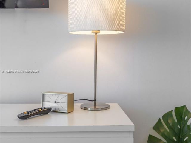 condo for rent in Miami Beach - 5445 Collins Ave 1623 - MondialRealty