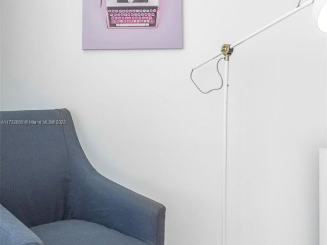 condo for rent in Miami Beach - 5445 Collins Ave 1623 - MondialRealty