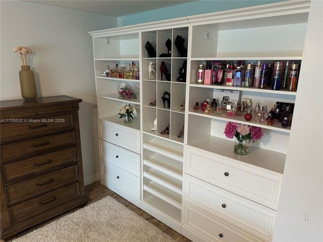 Home for sale at 1614 N Goldeneye Ln - photo 5597529