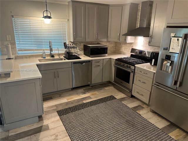 Home for sale at 1614 N Goldeneye Ln - photo 5597534