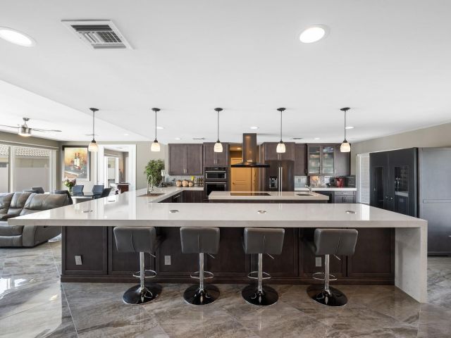 Home for sale at 5500 NE 31st Avenue - photo 5802456