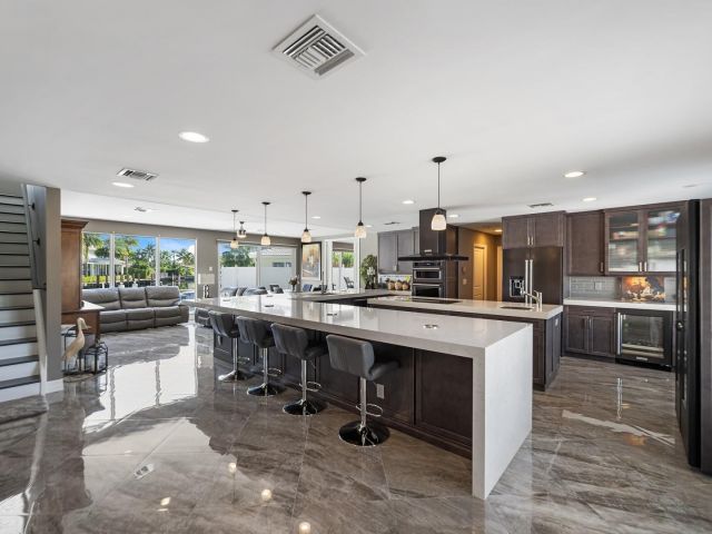 Home for sale at 5500 NE 31st Avenue - photo 5802458