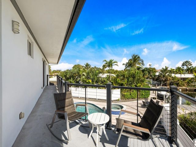 Home for sale at 5500 NE 31st Avenue - photo 5802462