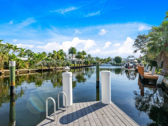 Home for sale at 5500 NE 31st Avenue - photo 5802463