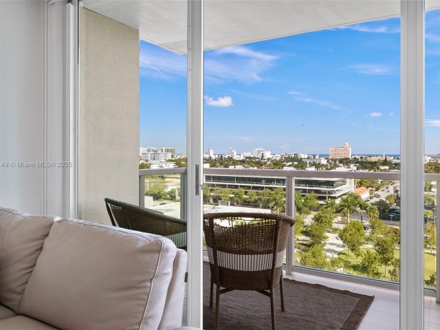 Apartment for sale  Unit #1004 - photo 6243756