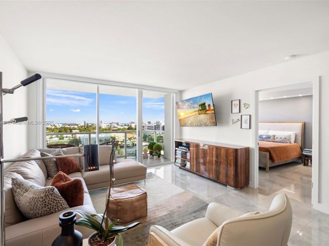 Apartment for sale  Unit #1004 - photo 6243765