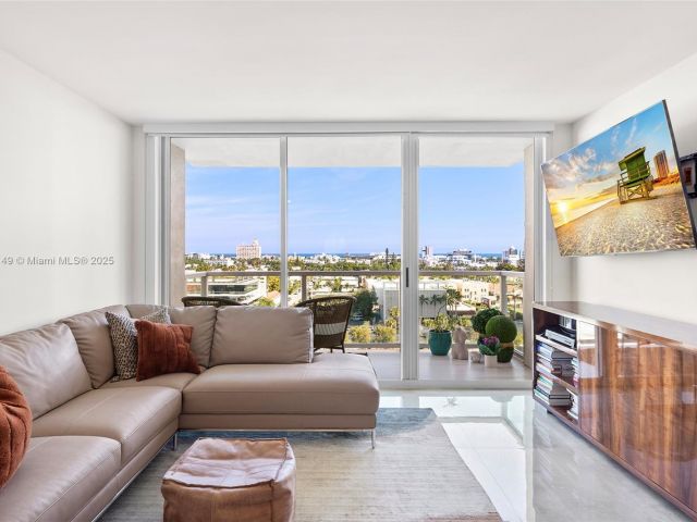 Apartment for sale  Unit #1004 - photo 6243767