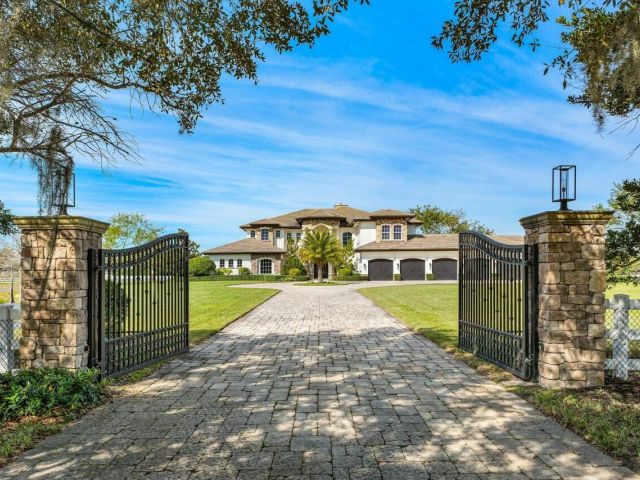 Home for sale at 10527 El Paraiso Place - photo 5757001