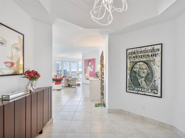 Apartment for sale  Unit #PH 3105 - photo 5682706