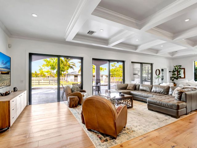 Home for sale at 10321 El Paraiso Place S - photo 6801733