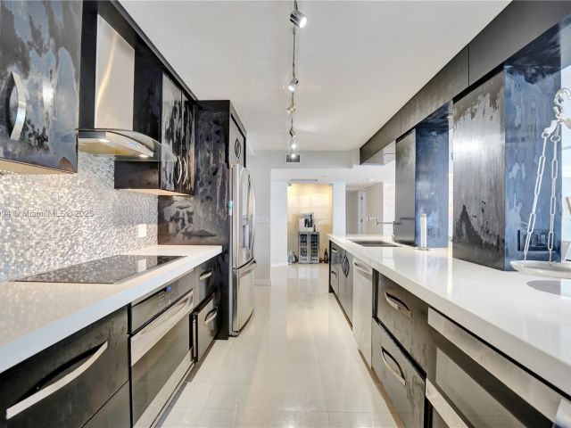 Apartment for sale  Unit #908S - photo 5678565