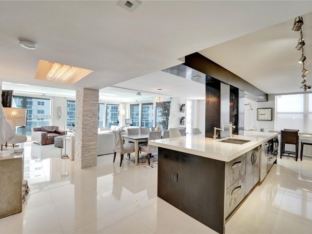 Apartment for sale  Unit #908S - photo 5678568