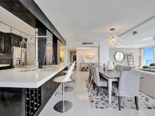 Apartment for sale  Unit #908S - photo 5678569