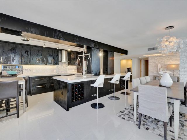 Apartment for sale  Unit #908S - photo 5678570