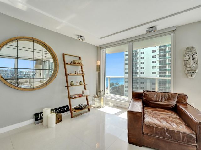 Apartment for sale  Unit #908S - photo 5678576