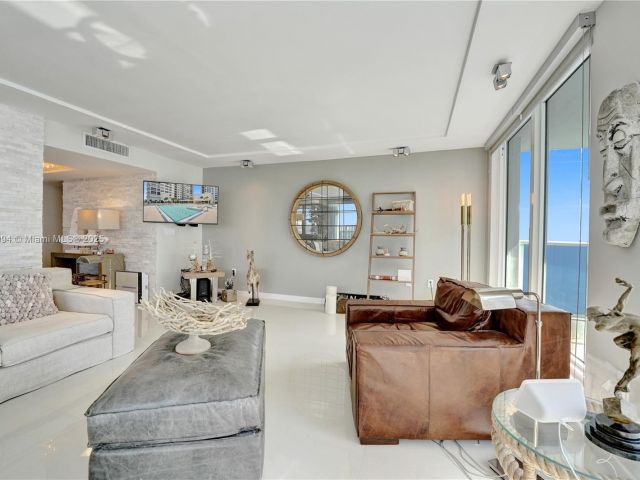 Apartment for sale  Unit #908S - photo 5678577