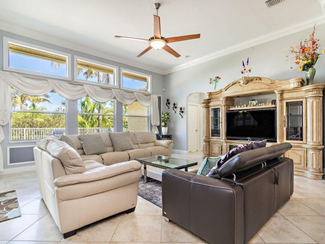 Home for rent at 6813 Wilson Rd Road - photo 6846377