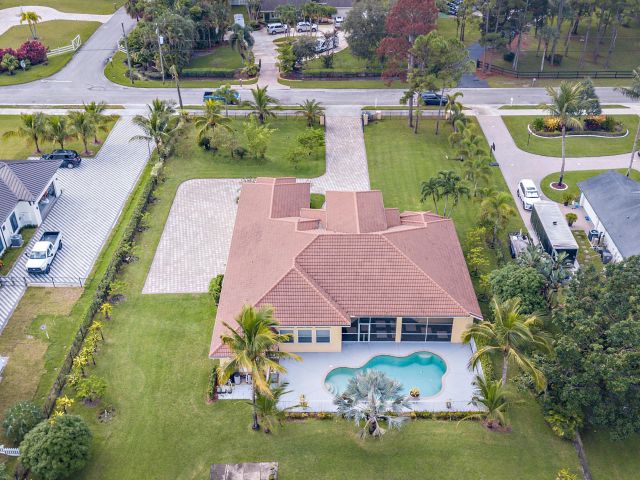 Home for rent at 6813 Wilson Rd Road - photo 6846380