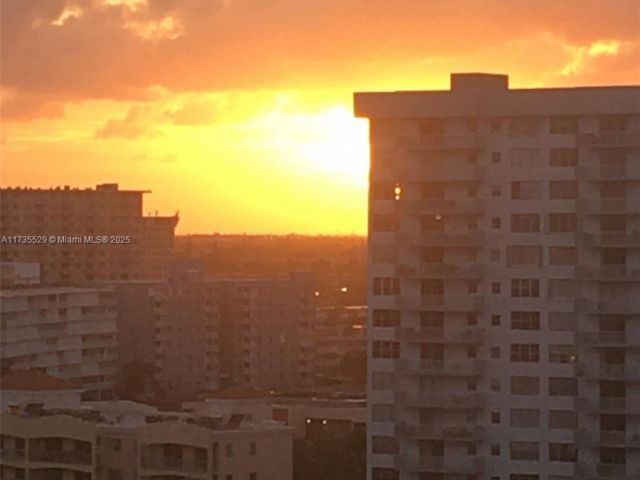 1-bedroom condo for sale in Hallandale Beach - 1965 S Ocean Dr 11N - MondialRealty