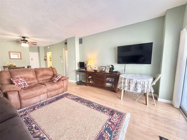1-bedroom condo for sale in Hallandale Beach - 1965 S Ocean Dr 11N - MondialRealty