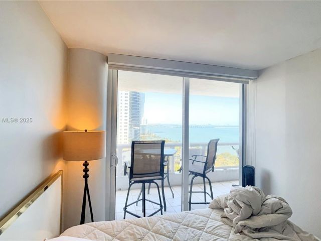 Apartment for rent  Unit #A-1951 - photo 5973179