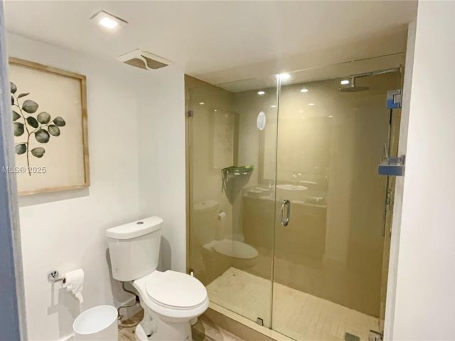 Apartment for rent  Unit #A-1951 - photo 5973181