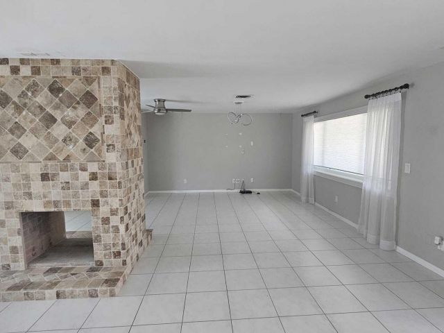 Home for sale at 742 Berkley Street - photo 6688805