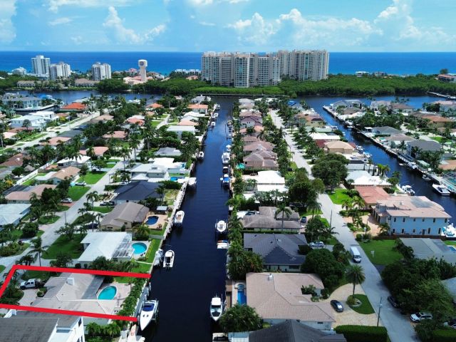 Home for sale at 742 Berkley Street - photo 6688807