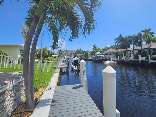 Home for sale at 742 Berkley Street - photo 6688808