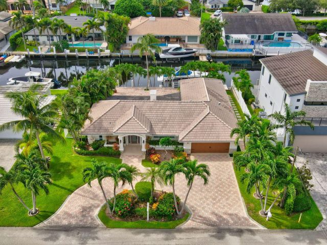 Home for sale at 742 Berkley Street - photo 6688812