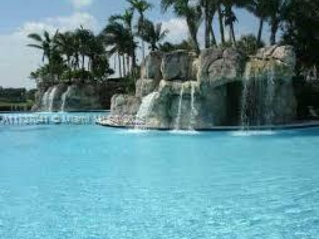 Home for sale at 6731 NW 107th Ct 6731 - photo 5586933