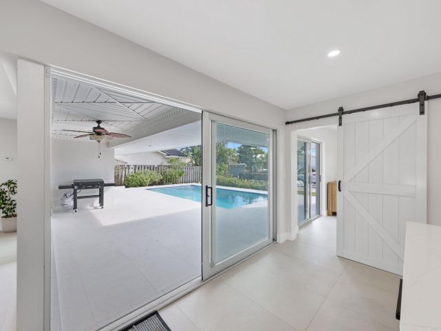 Home for rent at 2624 SE 9th Street - photo 5543732