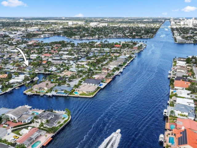 Home for rent at 2624 SE 9th Street - photo 5543738