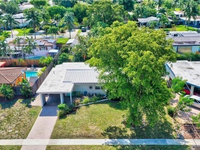 Home for sale at 1180 SW 4th Ter - photo 5539684