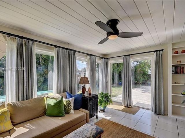 Home for sale at 1180 SW 4th Ter - photo 5539689