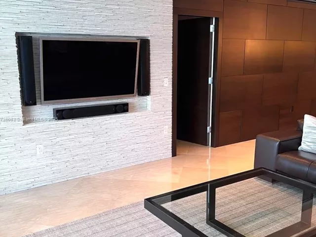 Apartment for sale  Unit #3304 - photo 5671022