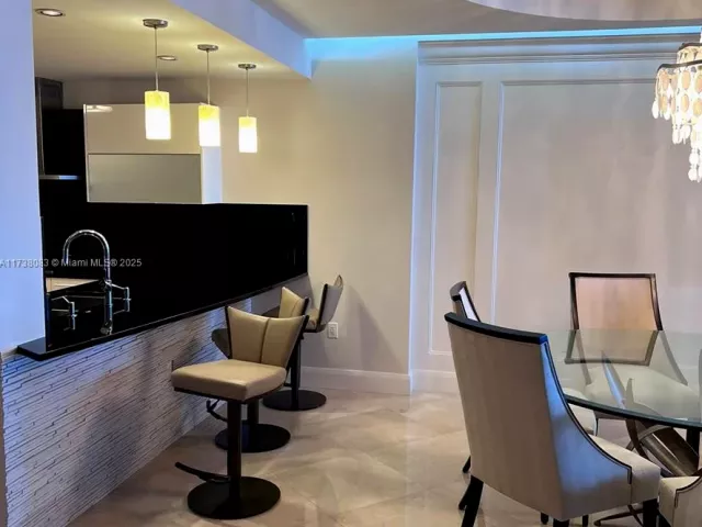 Apartment for sale  Unit #3304 - photo 5671026