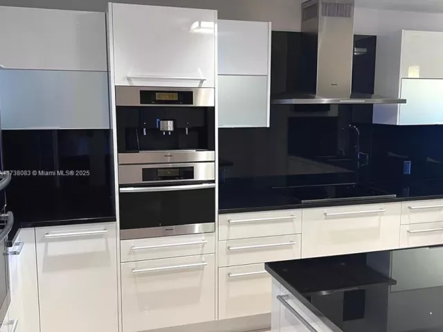 Apartment for sale  Unit #3304 - photo 5671016