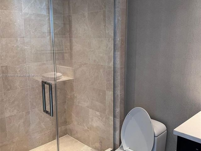 Apartment for sale  Unit #3304 - photo 5671008