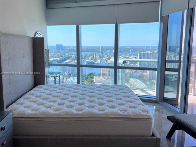 Apartment for sale  Unit #3304 - photo 5671012