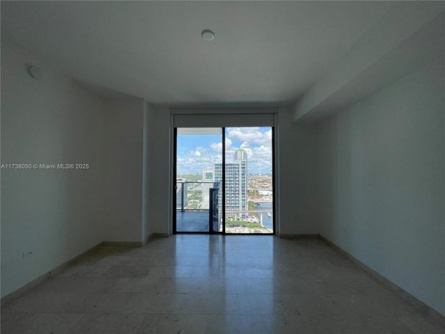 Apartment for sale  Unit #2408 - photo 5608067