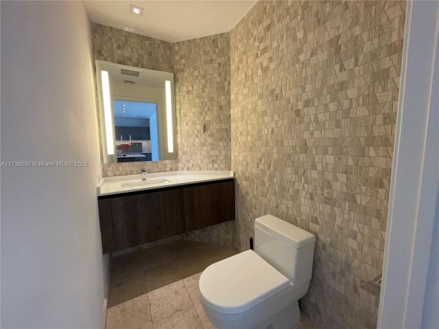 Apartment for sale  Unit #2408 - photo 5608068