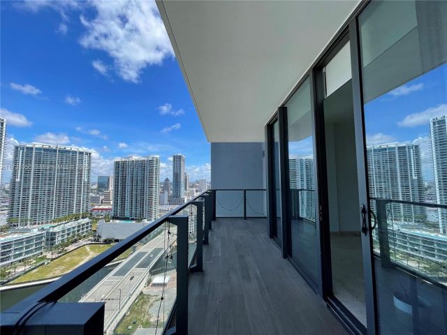 Apartment for sale  Unit #2408 - photo 5608076