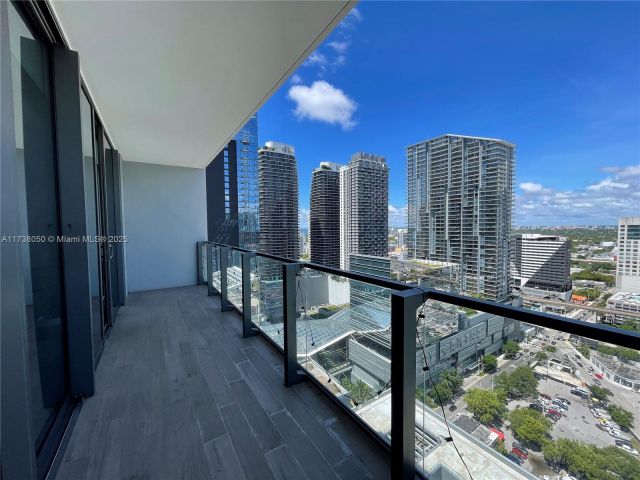 Apartment for sale  Unit #2408 - photo 5608077